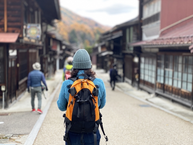 Walking tours of Japan